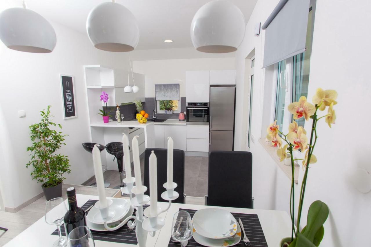 Apartment Ana Макарська Екстер'єр фото